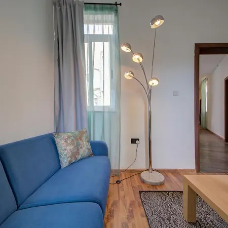 Just Off The Ferries Sliema Apartment *